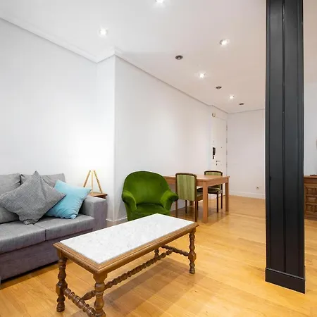 & - Neighbourhood Of Gros