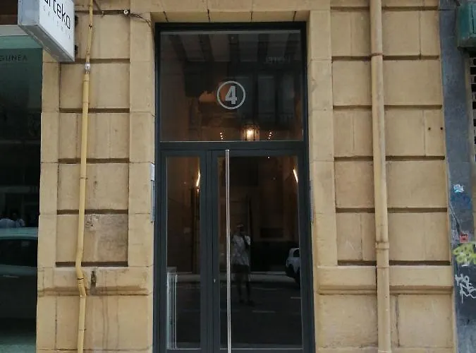 & - Neighbourhood Of Gros Appartement *