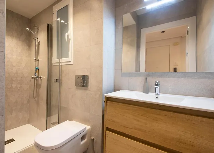 & - Neighbourhood Of Gros San Sebastián