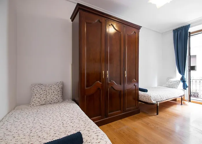 & - Neighbourhood Of Gros Apartamento *